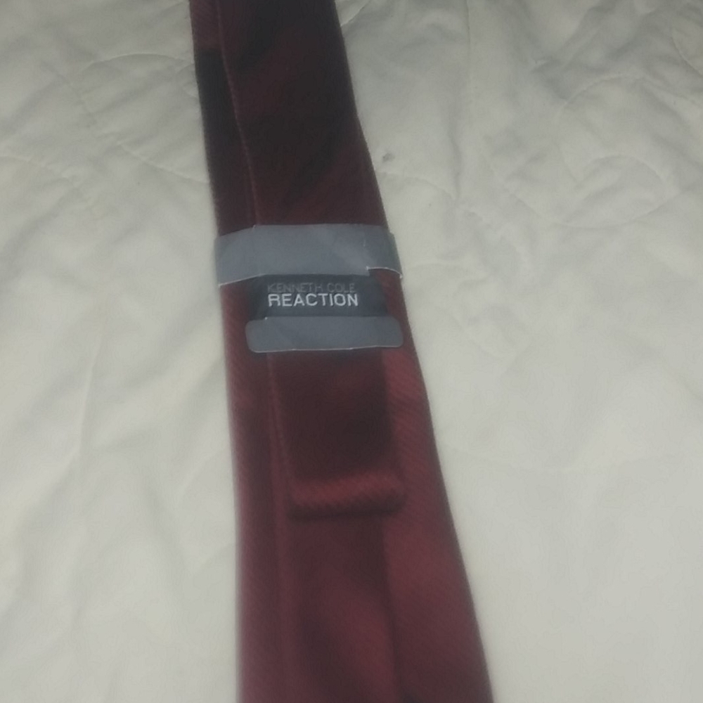 Kenneth Cole Reaction - Picture 2 of 3